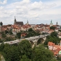 Friedensbruecke_mit_Stadt